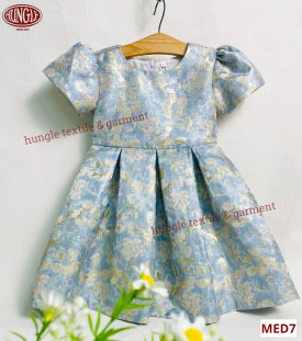Đầm Thời Trang Cao Cấp Vải Gấm Thêu Hoa Văn Cho Bé Gái MED7