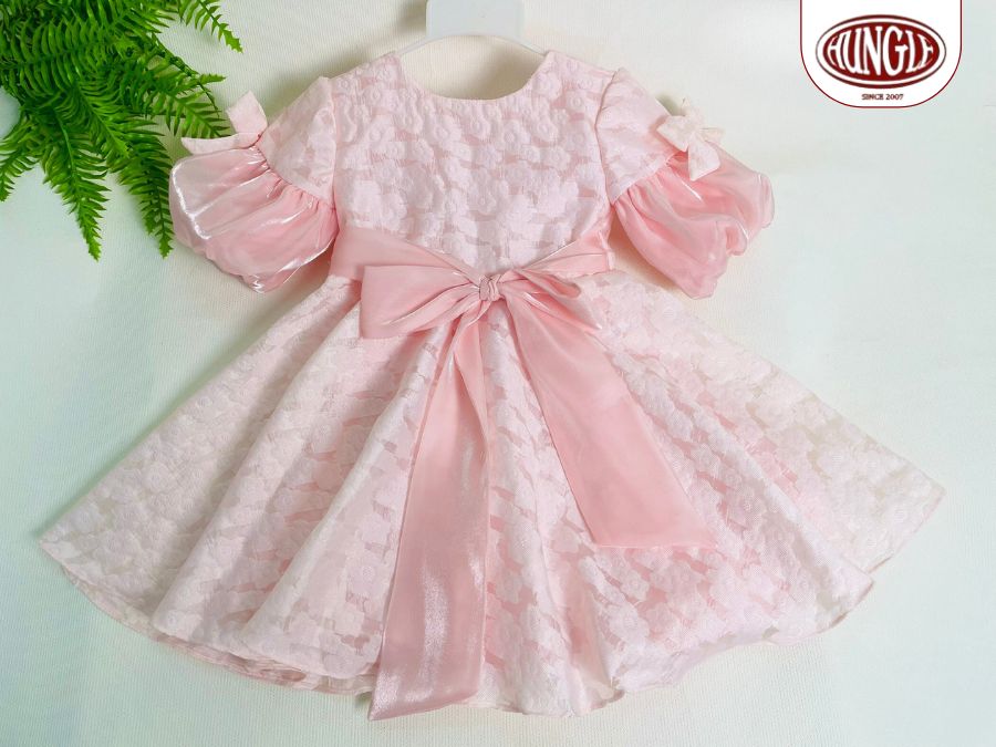 Đầm bé gái thời trang ép nổi bông hồng ngọt ngào, duyên dáng
