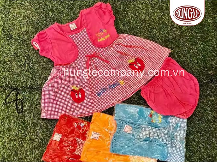 Đồ bộ cộc tay họa tiết trái cây đầy màu sắc